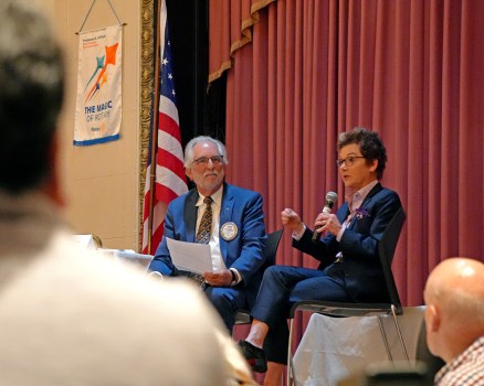 carousel_MCD_Oakland Rotary_0601_3