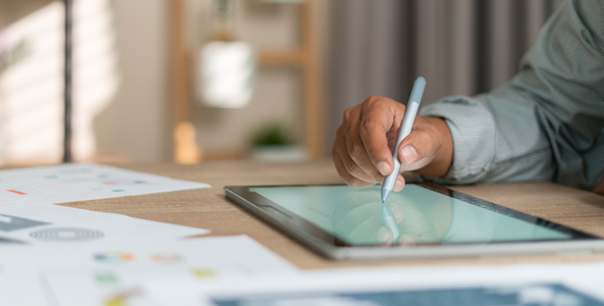 Staying on Course: Reducing Inflation along a Nonlinear Phillips Curve